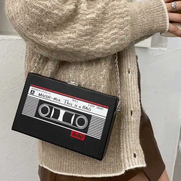 NWT Bloggers Favorite black faux-leather mix tape crossbody bag new with tags - Picture 2 of 4